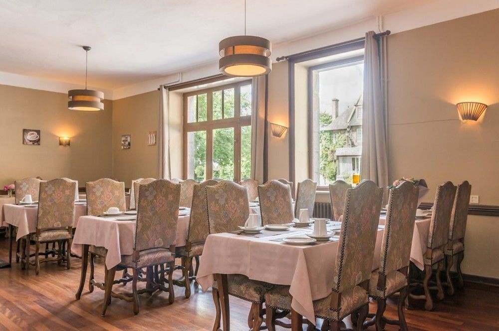 Hôtel Restaurant du Lac Combourg Exterior foto
