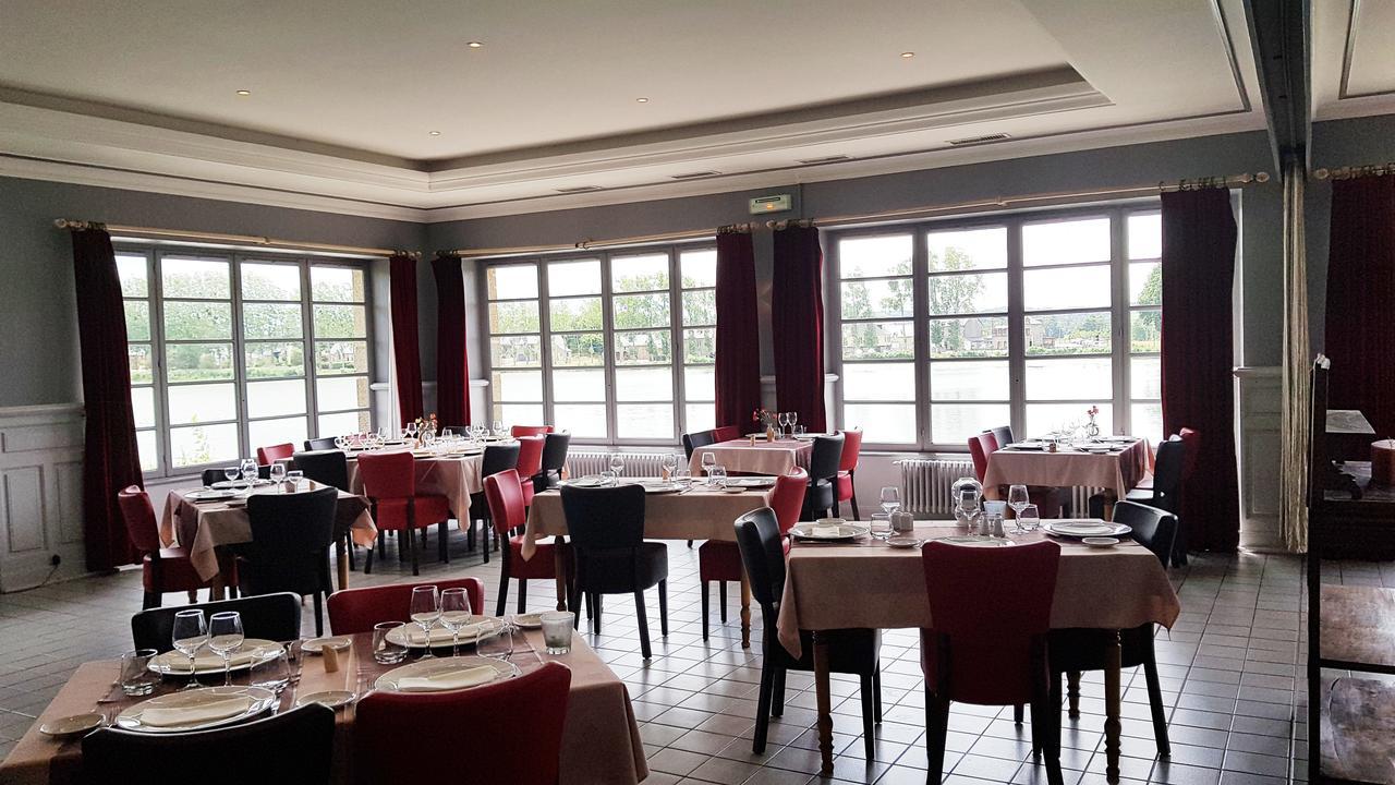 Hôtel Restaurant du Lac Combourg Exterior foto