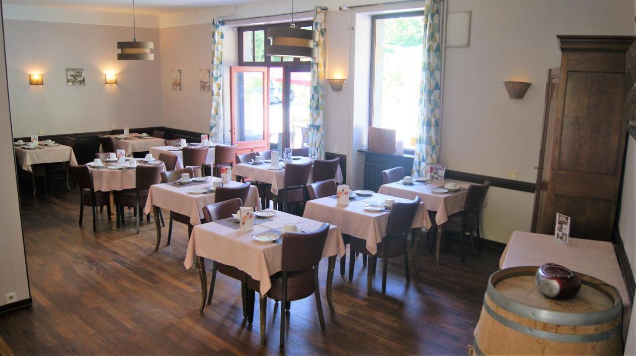 Hôtel Restaurant du Lac Combourg Exterior foto
